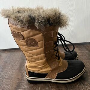 SOREL Waterproof Boots